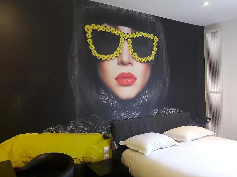 Le Glam's Hotel Paris